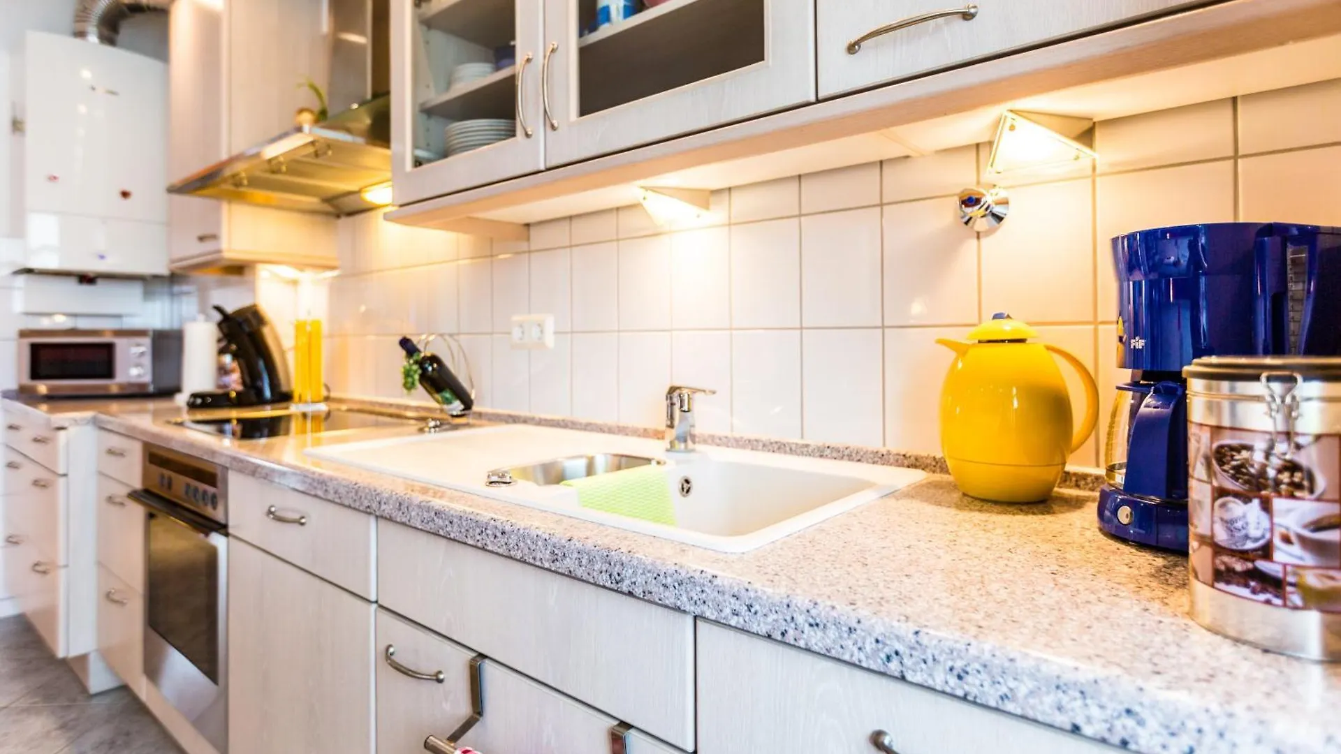 Ferienwohnung Koln Messenahe