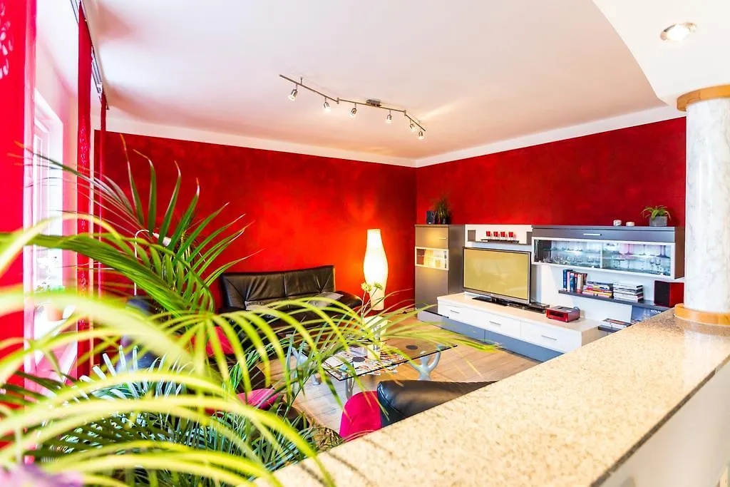 Ferienwohnung Koln Messenahe